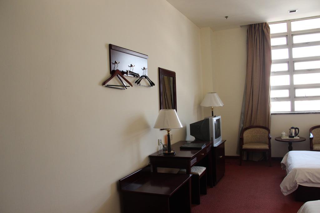 Super 8 Beijing Yizhuang Tianbao Otel Oda fotoğraf